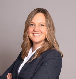 Flora Zeidler, Managerin
Steuerberaterin
Master of Science (M.Sc.), München