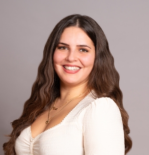 Elisa Caloiero, Senior Assistentin
Bachelor of Arts (B.A.), München