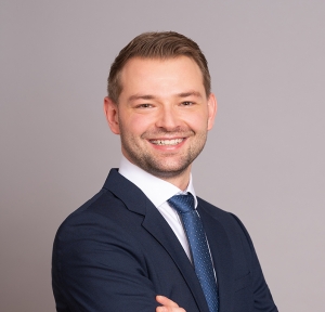 Lukas Bittner, Assistent
Bachelor of Arts (B.A.), München